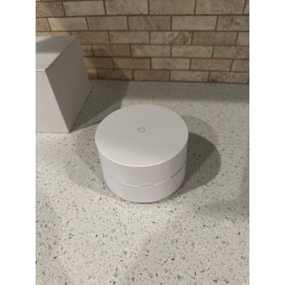 Google Wifi Router‎ - Picture 2 of 4